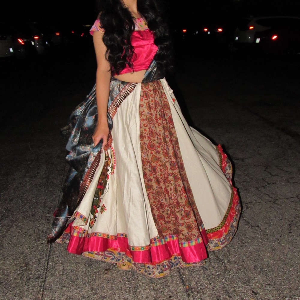 Pink white garba navratri festive traditional chaniya lehenga ghagra choli - Picture 6 of 12
